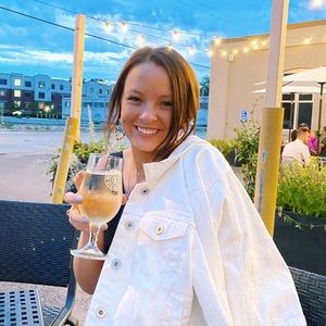 Meet your Posher, Nichole